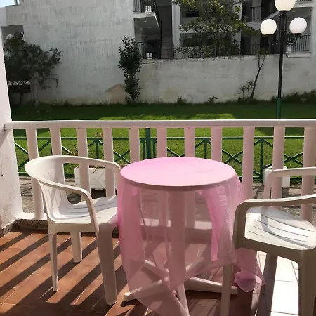 Aparthotel Dionysos 2*