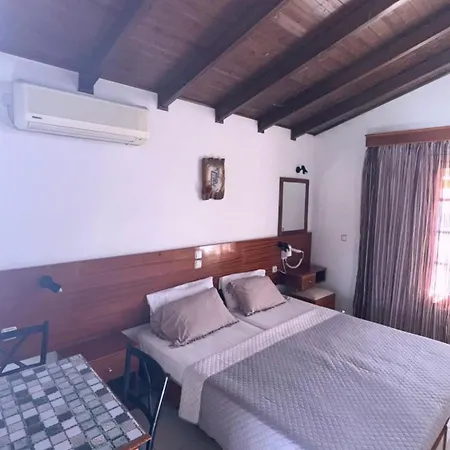 Dionysos Aparthotel Laganas