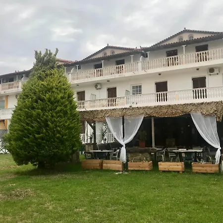 Dionysos Lejlighedshotel 2*